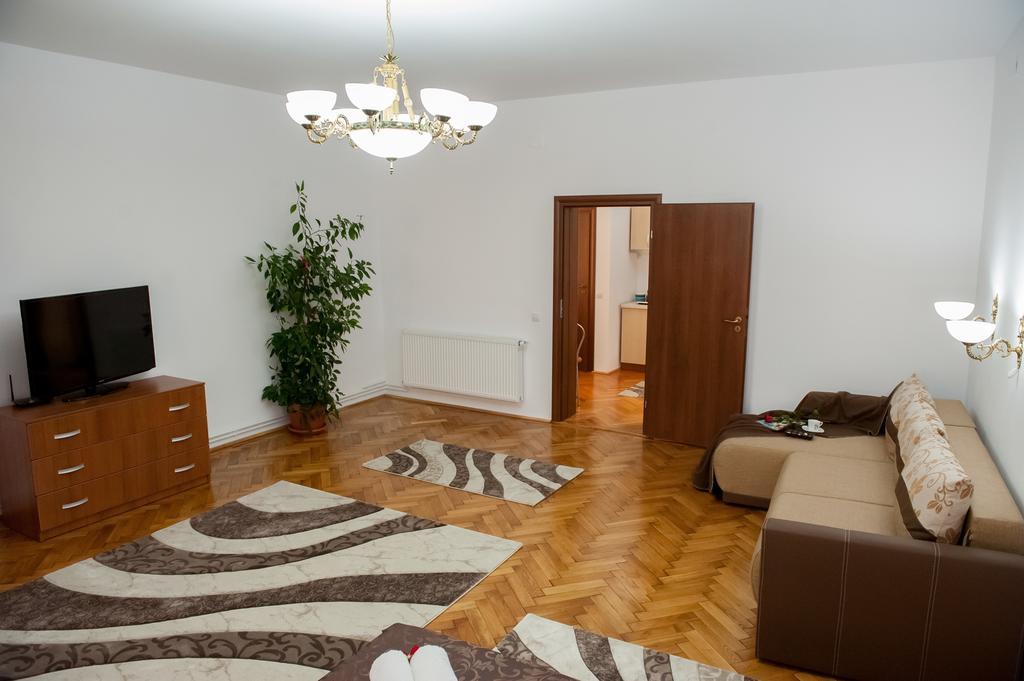 Cathedral Apartments Sibiu Cameră foto